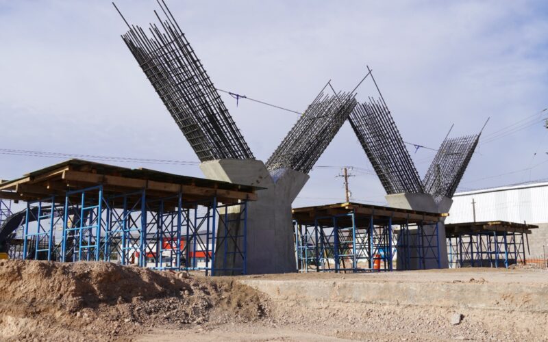 Avanza al 20% puente de carretera Aldama y Fuerza Aérea; pronto Chihuahua será más moderna  – Se desarrollan trabajos estructurales clave y se refuerza la seguridad vial en la zona