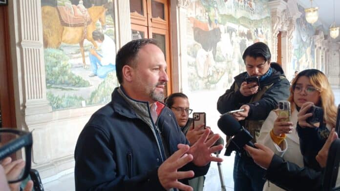 Santiago de la Peña acompañará a Maru Campos a encuentro estratégico con la FGR en la CDMX