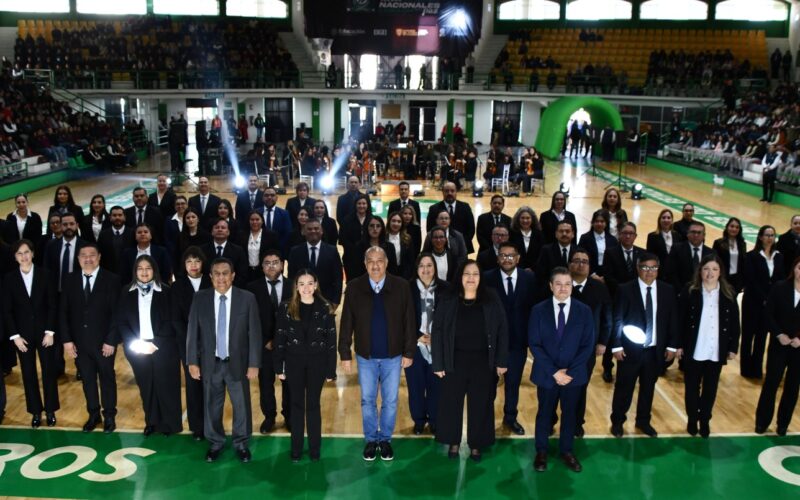 Toman protesta a nuevo personal directivo de planteles del Cobach