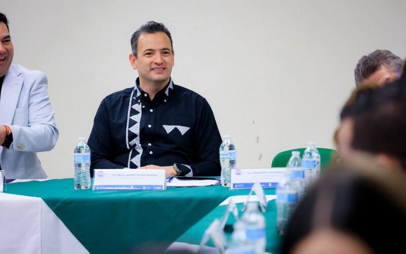 Trabajemos por la educación en ciencias y tecnología en Chihuahua: Marco Bonilla en Consejo STEM en Ciudad Juárez  -Asistió al Segundo Campeonato Estatal de Robótica y Habilidades STEM organizado por el Gobierno del Estado