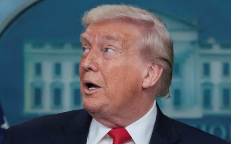 ‘Estamos empezando’ a atacar a los cárteles por tierra: Donald Trump Trump declaró que «tomaron» el Golfo de México y que ahora es el «Golfo de América».