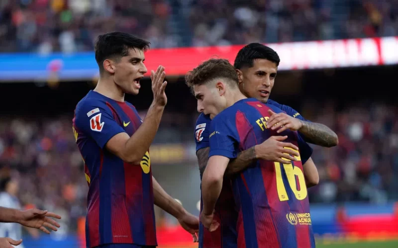 Barcelona golea a Levante y se recupera el Liderato de LaLiga