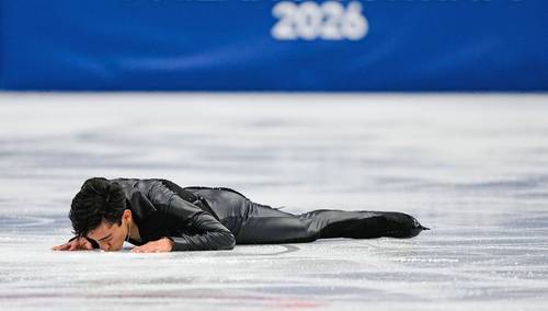 Carrillo cumple en Milán-Cortina y al ritmo de Elvis logra el lugar 22