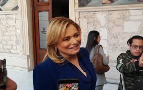 Llama gobernadora a consulta por estados ante inminente Reforma Electoral