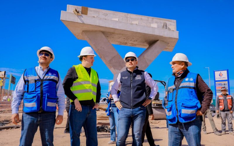 Supervisa alcalde Marco Bonilla montaje de trabes en el Paso Superior de Vialidad Los Nogales e Industrias