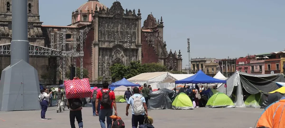 Integrantes de la CNTE amagaron con manifestarte durante el Mundial si las autoridades no atienden sus demandas. / Foto: David Deolarte / La Prensa