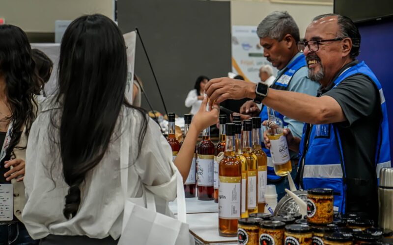 Invita SDR al Corredor Comercial de Productores Agroindustriales en Distrito 1