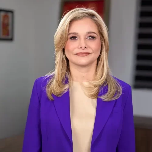 Maru Campos reconoce a mujeres chihuahuenses