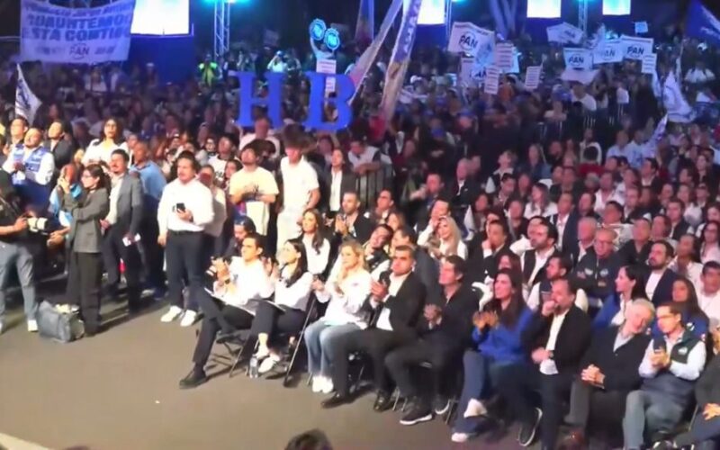 Primera fila y mensaje político: De la Peña se deja ver en el momento clave del PAN