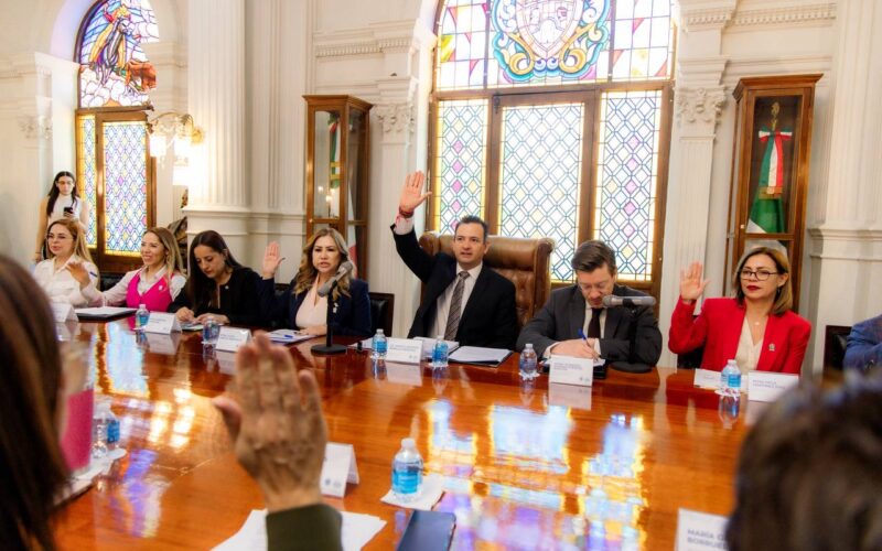 Aprueba Cabildo comisiones de premiación y convocatorias de reconocimientos municipales