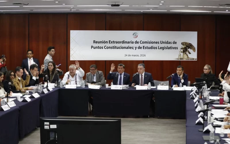 Avanza en comisiones del Senado el plan B electoral sin respaldo del PT