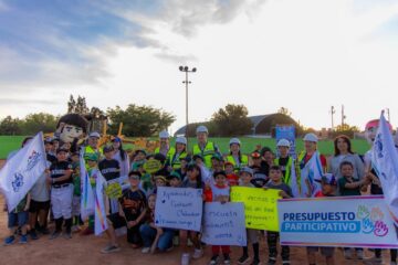 ¡Pronto pasto sintético y luz LED! Marco Bonilla inicia remodelación de campo de beis en Villas del Real