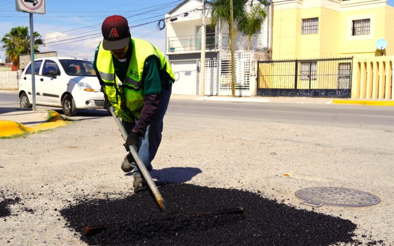 Mantenimiento a calles: Municipio tapó más de mil 500 baches esta semana