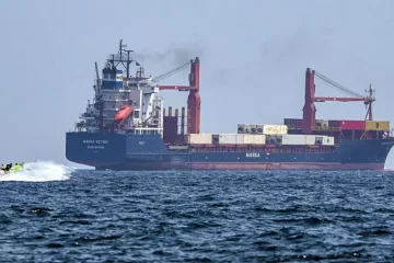 Irán anuncia la reapertura del estrecho de Ormuz mientras dure el alto el fuego con EE.UU. e Israel