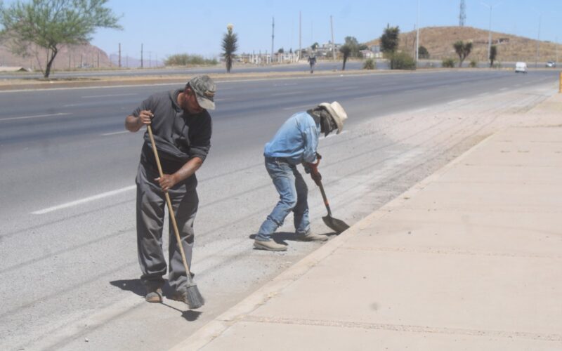 Cumple Municipio con espacios limpios; trabaja diariamente en mantenimiento de la ciudad