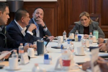 ¿Qué estás buscando?      Maru Campos encabeza sesión de la Mesa de Seguridad en Palacio de Gobierno