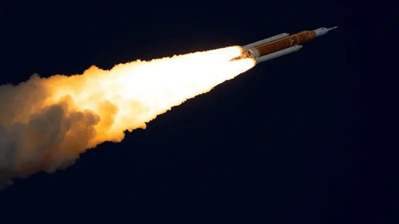 La inyección translunar duró poco menos de seis minutos.