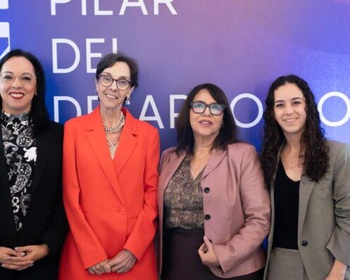 Reconocen a 6 chihuahuenses con el premio “Mujeres Pilar del Desarrollo 2026”