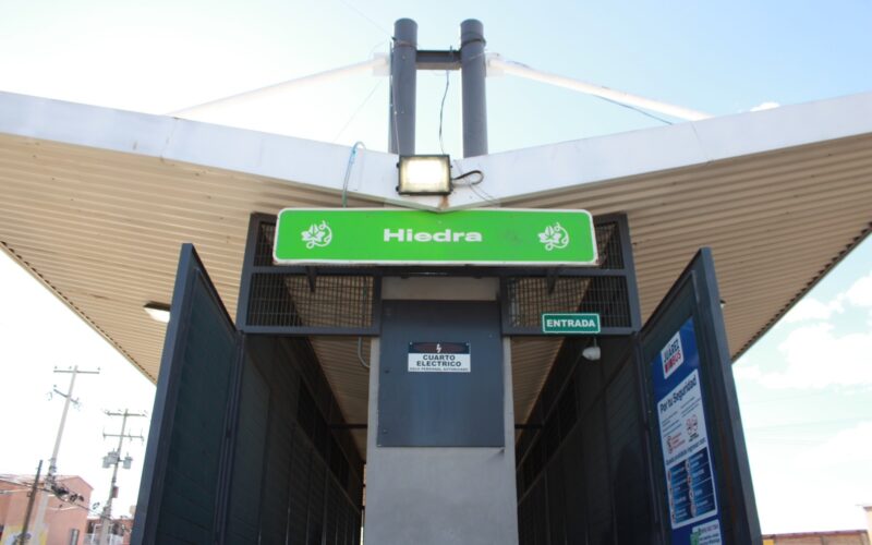 Acercan servicios de JuárezBus con CAM Móvil en estación Hiedra