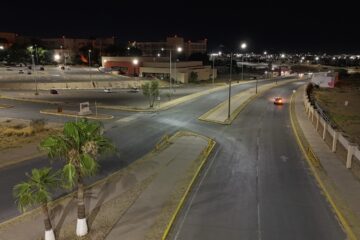 Marco Bonilla cumple con seguridad para estudiantes; modernizan alumbrado en la UACH