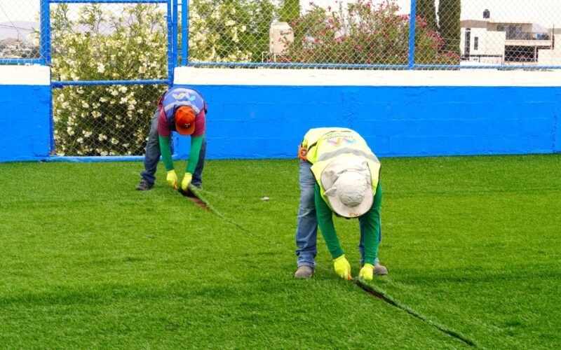Arranca Municipio rehabilitación de cancha “Media Luna” de la colonia Rosario