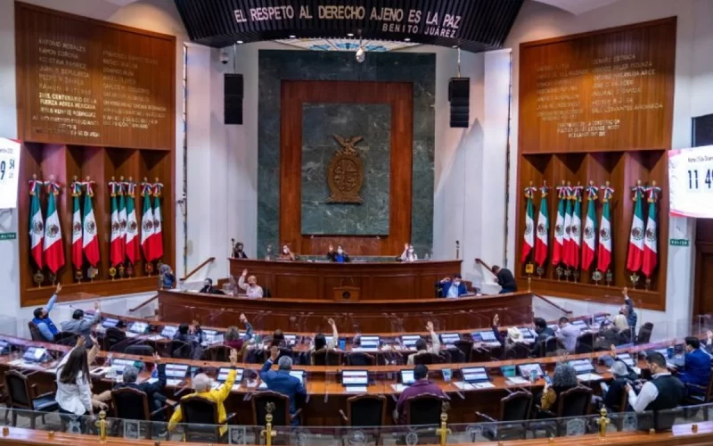 Congreso de Sinaloa aprueba por unanimidad solicitud de licencia de Rocha Moya