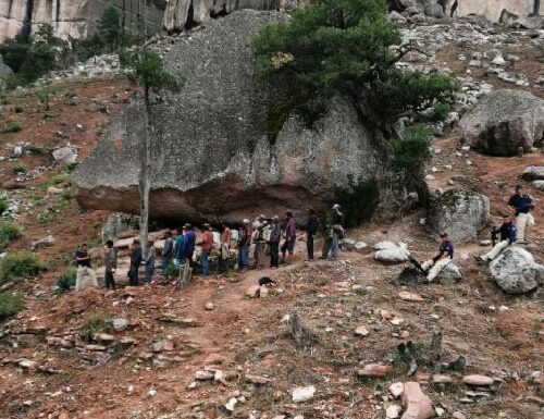 Esclavos en la Sierra Tarahumara; Sobrevivir a los campos de trabajo forzado del narco