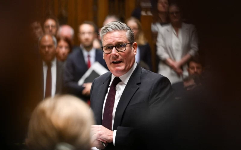 El primer ministro británico, Keir Starmer, anuncia dimisión