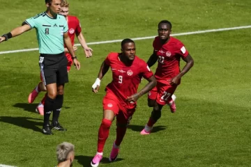 Canadá rescata empate ante Bosnia y Herzegovina en su debut mundialista