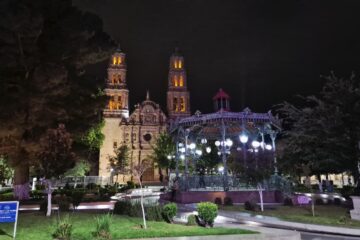 Preserva Municipio la Plaza de Armas, símbolo histórico de Chihuahua Capital