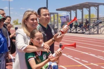 Maru Campos inaugura nueva pista de atletismo en Delicias