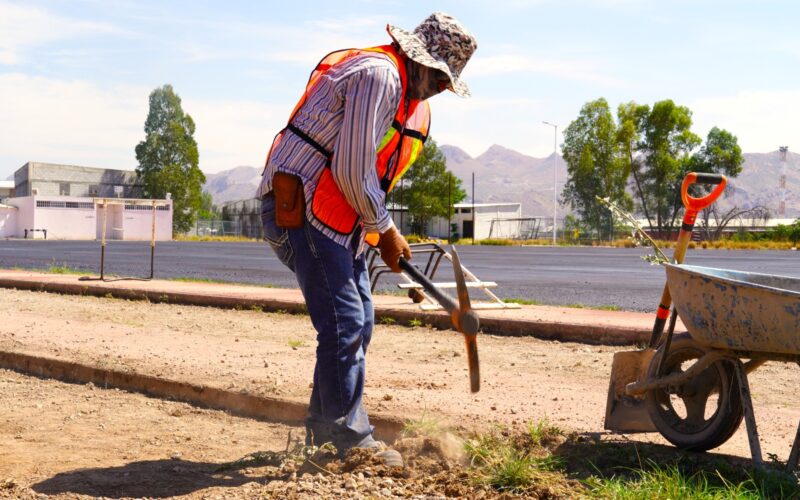 Inicia Municipio rehabilitación de la cancha de futbol del Instituto Tecnológico de Chihuahua