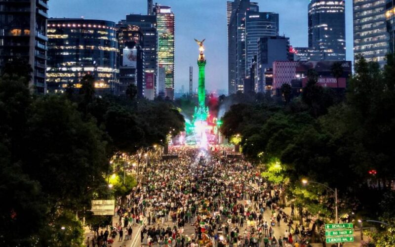 CDMX ‘amaga’ con Ley Seca para próximo partido de México por festejos de aficionados en el Ángel