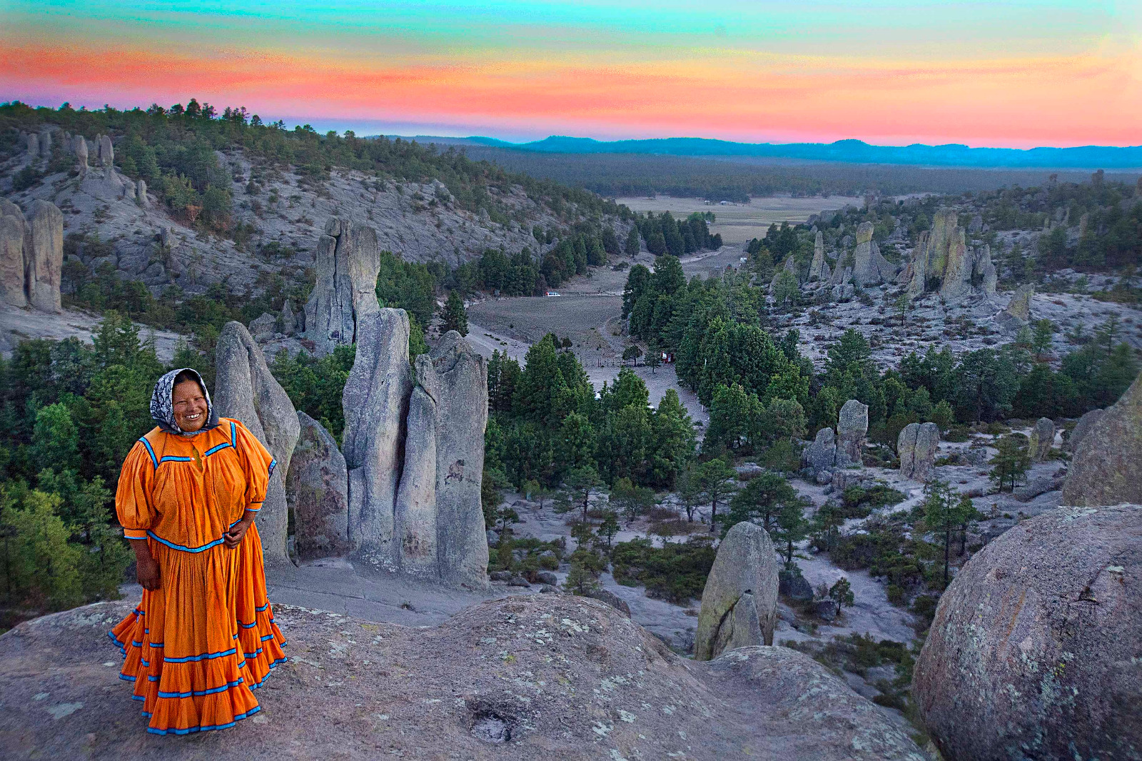 Chihuahua presenta su oferta turística con el Tren Chepe, los Pueblos Mágicos y la cultura rarámuri