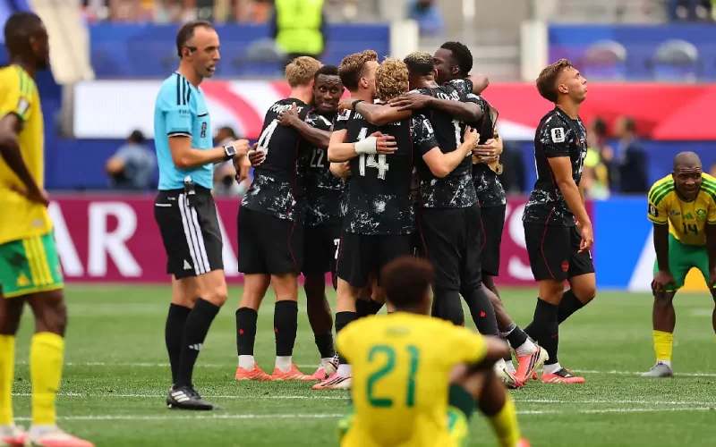 Canadá da el primer golpe en las rondas de eliminación y elimina a Sudáfrica