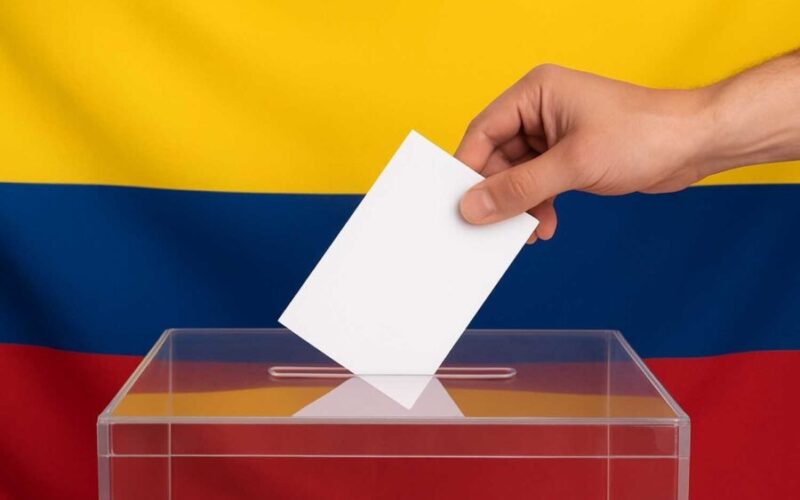 Colombia: candidato de ultraderecha gana la primera vuelta de elección presidencial