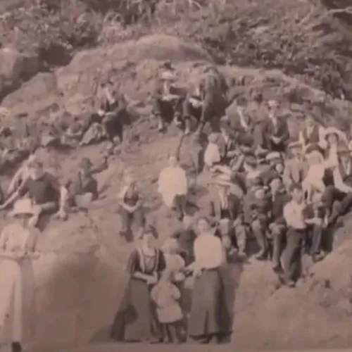 Una foto de un picnic de 1917 ‘demuestra’ que los viajes en el tiempo son reales