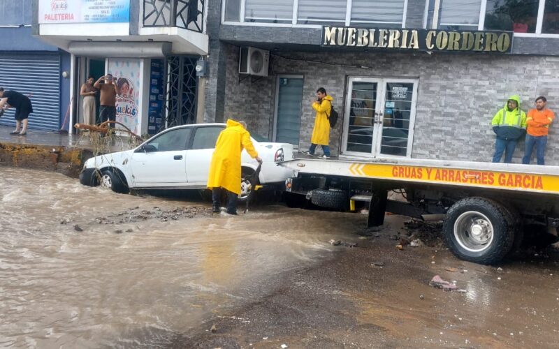 Registra Parral 22.8 milímetros de lluvia en el lapso de una hora