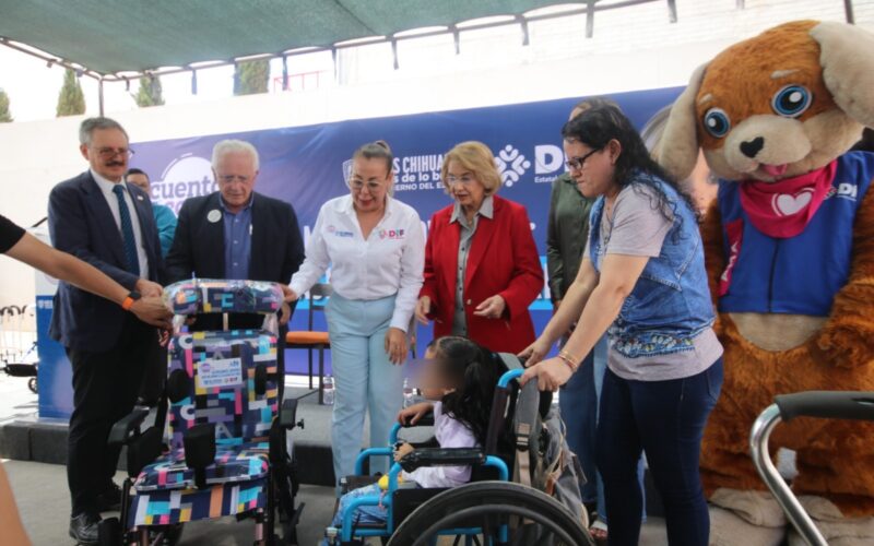 Beneficia DIF Estatal a 63 familias con la entrega de aparatos funcionales en Cuauhtémoc
