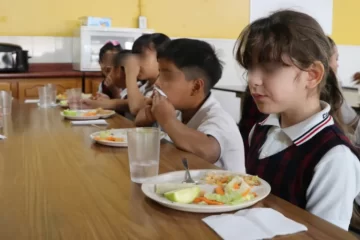 Ha equipado DIF Estatal 372 cocinas escolares en beneficio de más de 31 mil personas en la presente administración