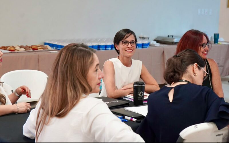 Participa la Comisionada del ICHITAIP Karla Gabriela Fuentes en “Mesas de Diálogo de Mujeres”
