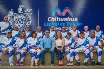 Municipio entregó uniformes a equipo que representará a Chihuahua en Campeonato Nacional Máster de Atletismo