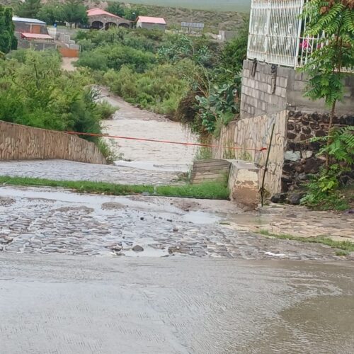 Llama Protección Civil a extremar precauciones en tramos carreteros afectados por lluvias