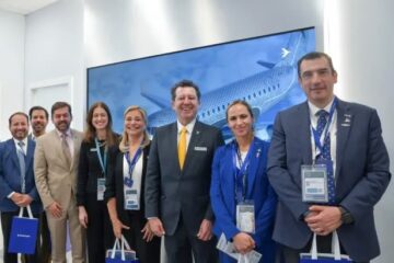 Maru Campos se reúne con representantes de Embraer en Feria Aeroespacial Farnborough 2026