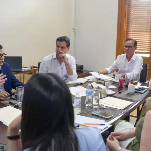 Gabinete estatal da seguimiento a desplazamiento forzado en Guadalupe y Calvo