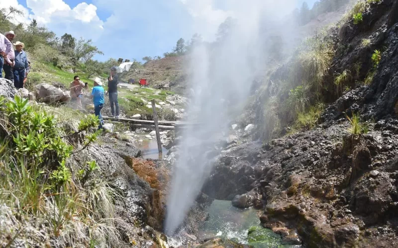 Piedras de Lumbre: Chihuahua esconde un campo con 96 géiseres naturales en la Sierra Tarahumara