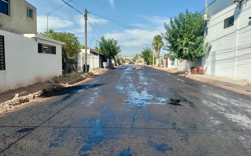 Inicia Municipio pavimentación de calle Santiago Calderón en la colonia Francisco Domínguez