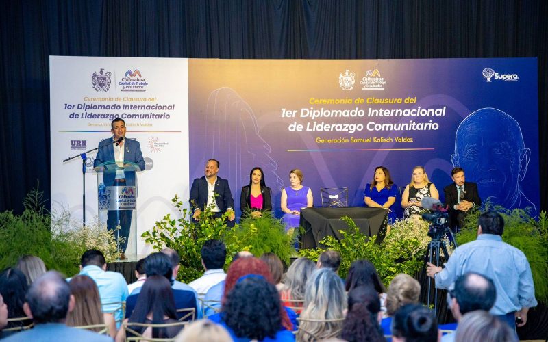 Entrega Marco Bonilla diplomas a más de mil chihuahuenses que concluyeron el Diplomado Internacional de Liderazgo Comunitario