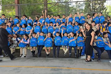 Entrega Municipio “Mi Bolsa Escolar 2026” a estudiantes de primaria y secundaria en Chihuahua