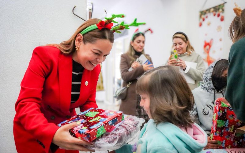 Ha entregado DIF Municipal útiles escolares a más de 5 mil niñas, niños y adolescentes, así como más de 38 mil 600 chamarras